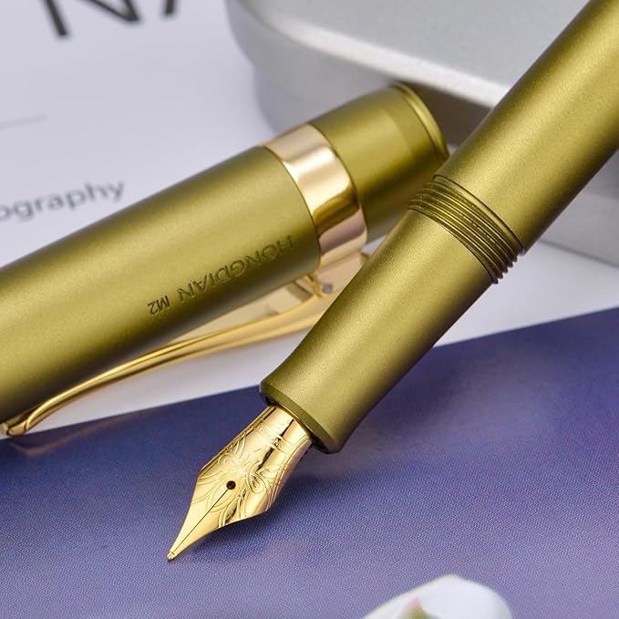 HONG DIAN M2 Black Forest Mini Fountain Pen, Medium Nib & Sleek Shape Aluminium Short Pocket Travel Pen (Olive Green)